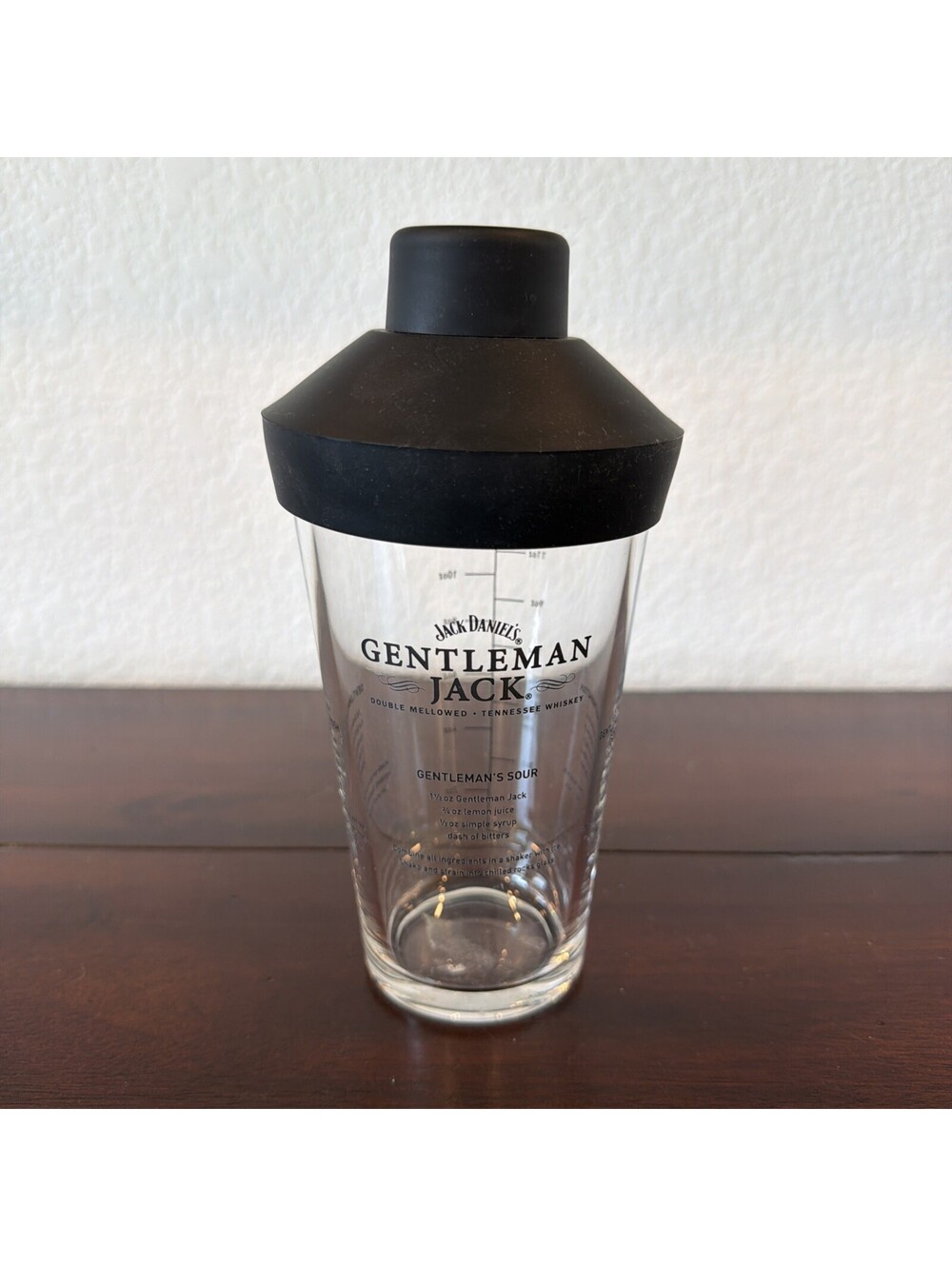 Gentleman Jack Daniel's Tennessee Whiskey Recipe Shaker Glass
